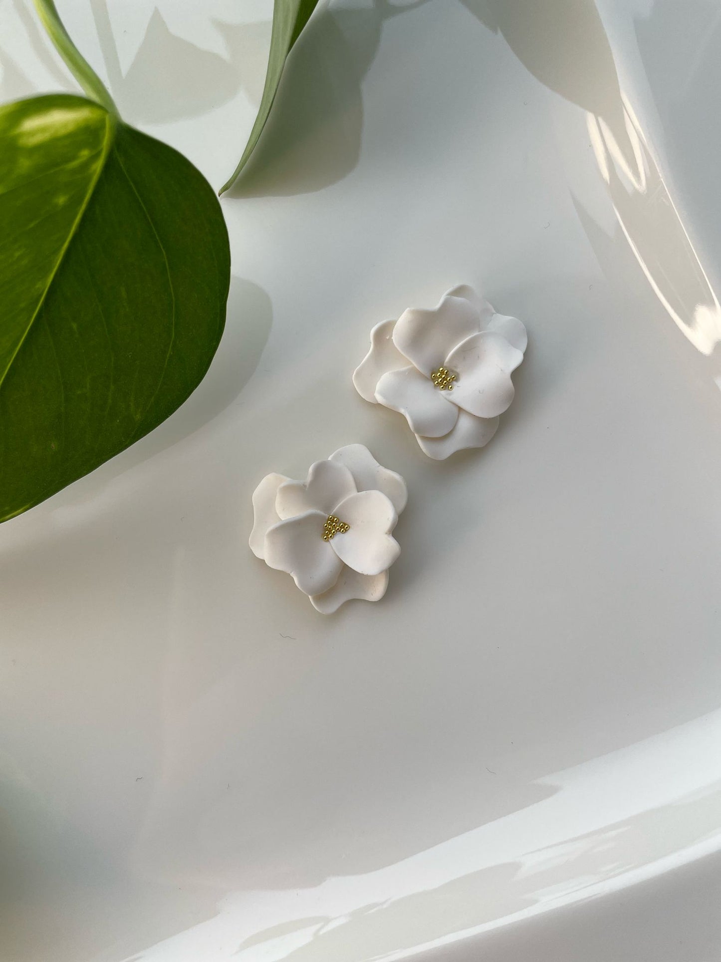 Unikko-nappikorvakorut