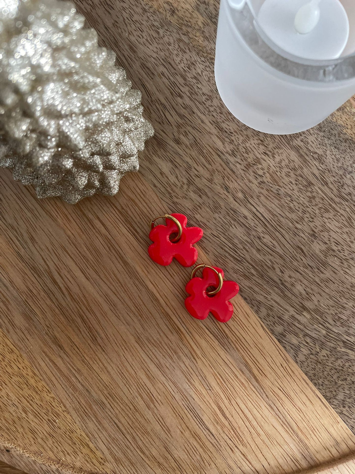 Kukat renkaissa 2.0 (Saatavilla useissa väreissä)