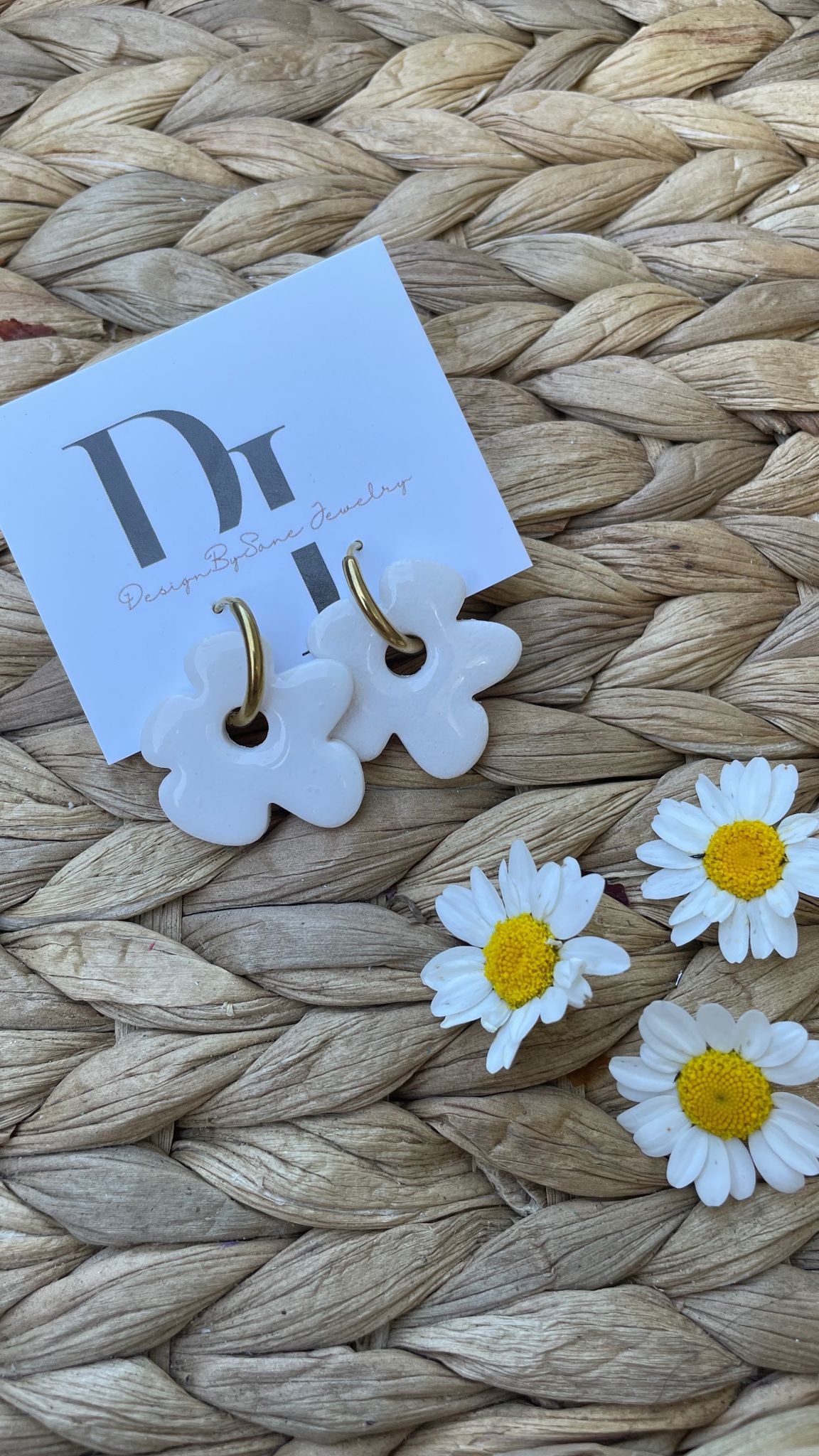 Kukat renkaissa 2.0 (Saatavilla useissa väreissä)