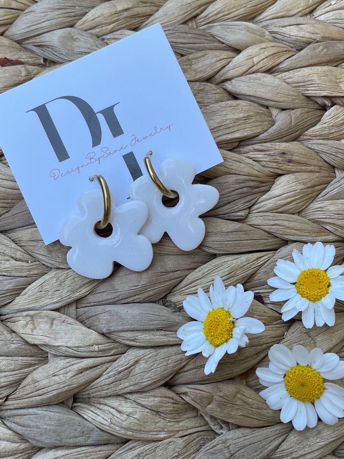 Kukat renkaissa- vaihtopari