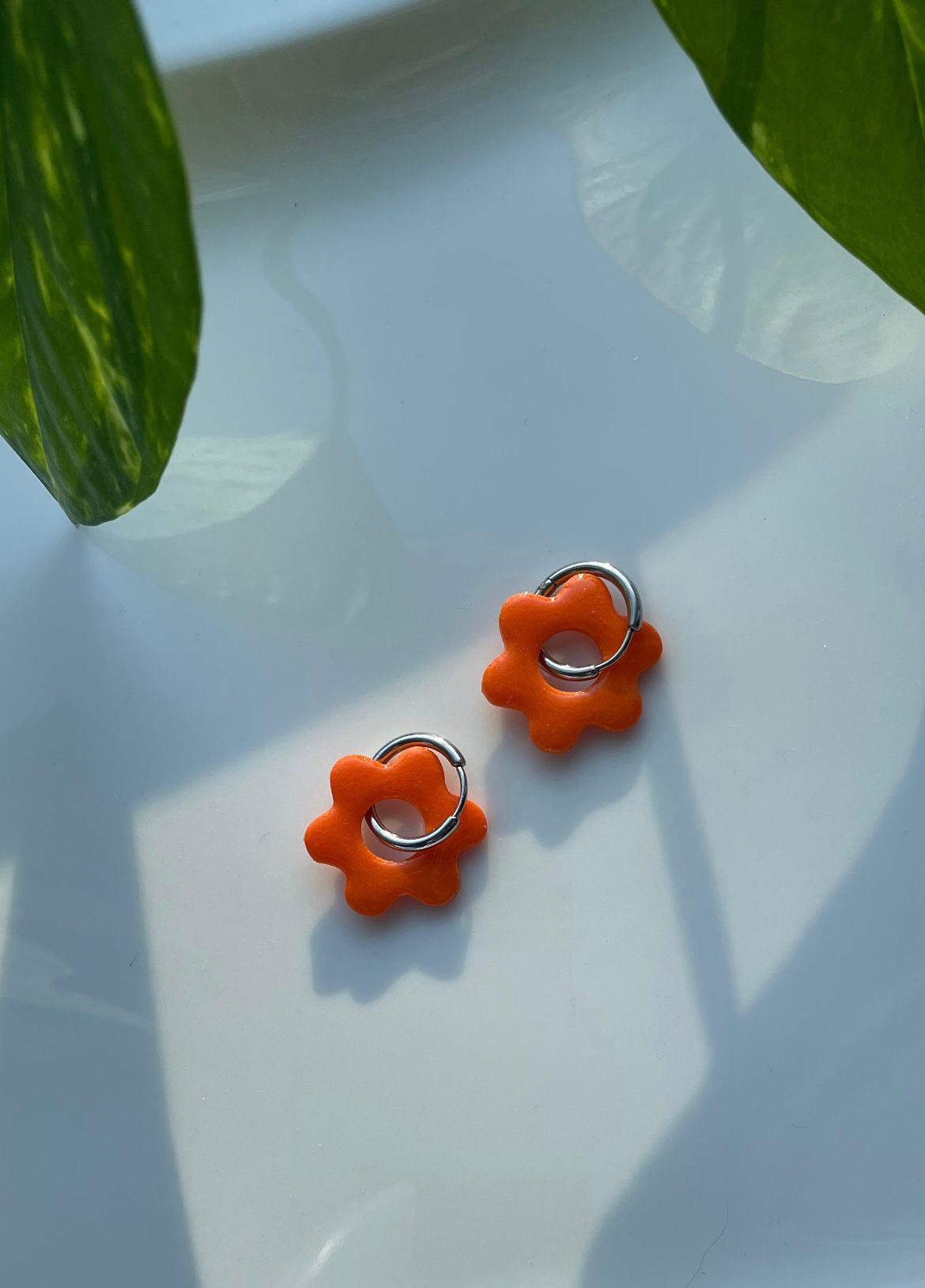 Kukat renkaissa- vaihtopari