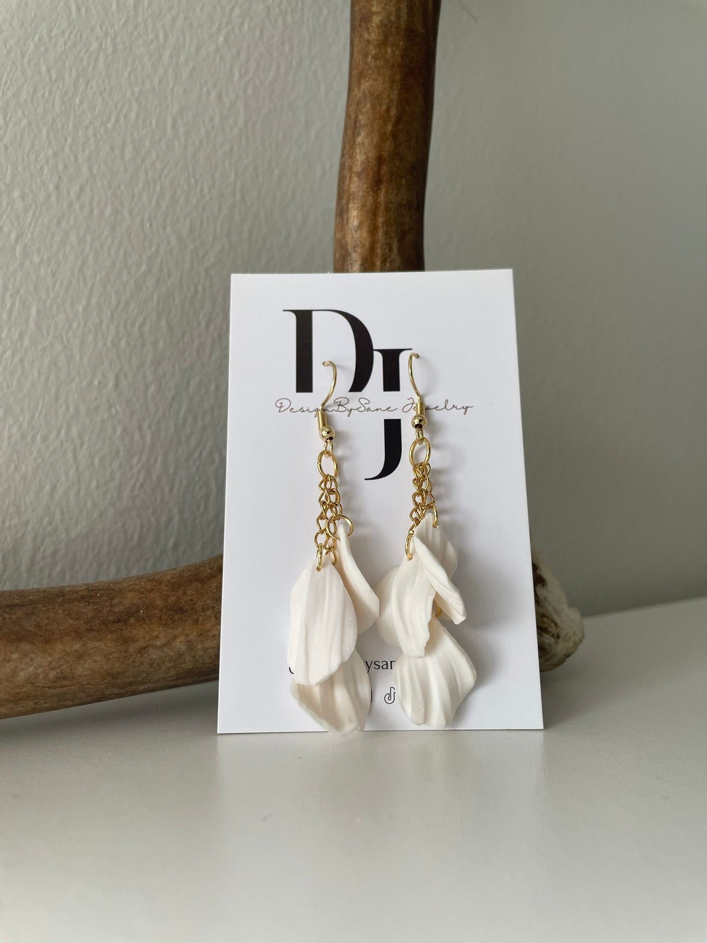 Aava (saatavilla useissa väreissä)