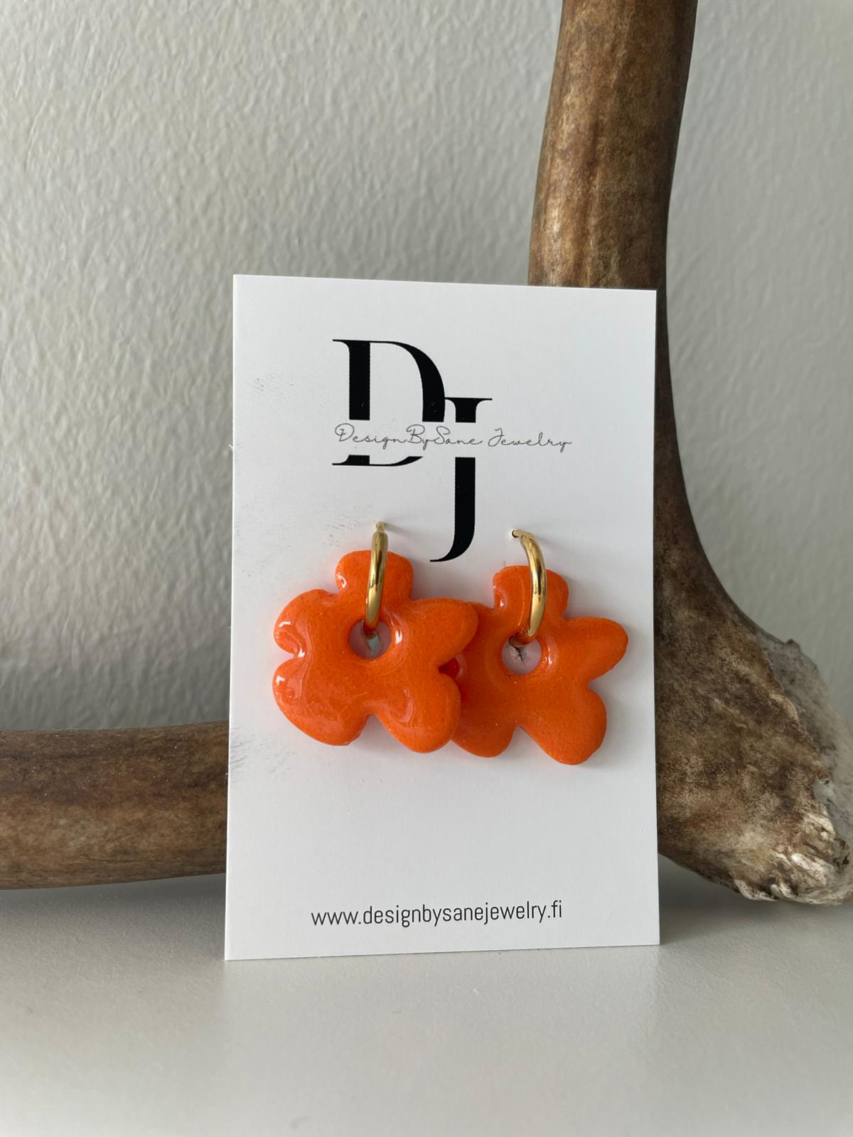 Kukat renkaissa 2.0 (Saatavilla useissa väreissä)