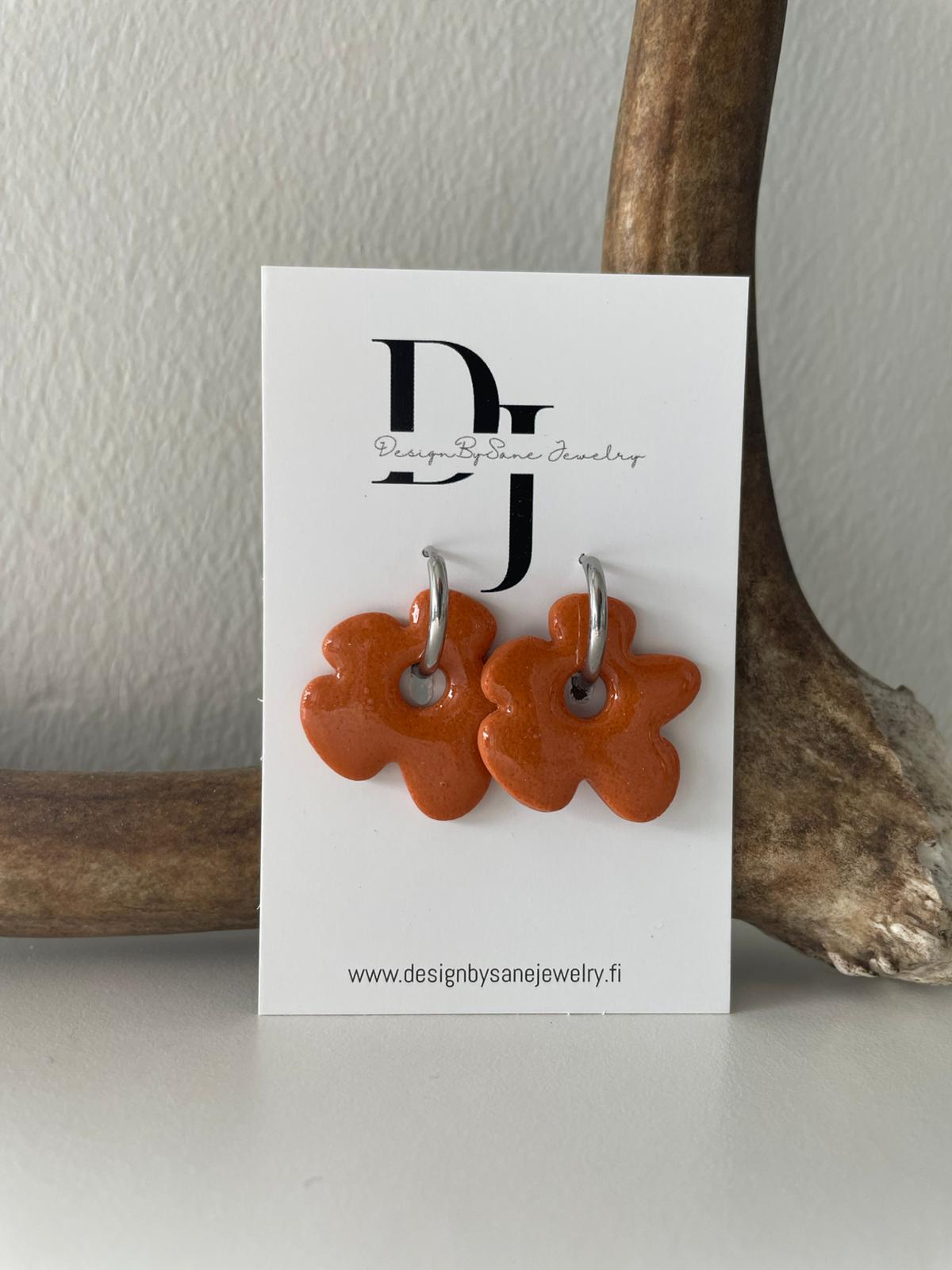 Kukat renkaissa 2.0 (Saatavilla useissa väreissä)